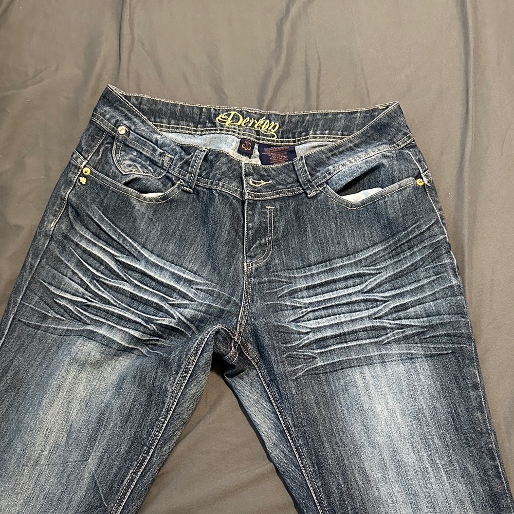 Derèon Distressed Dark Wash Jeans - Blue